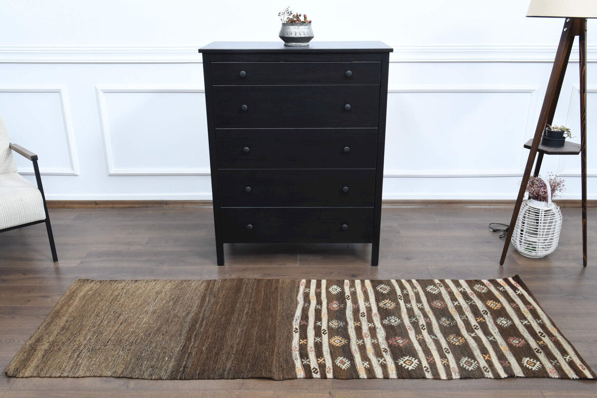 Kahverengi ve turuncu renkli vintage kilim yolluk, %100 yün dokuma