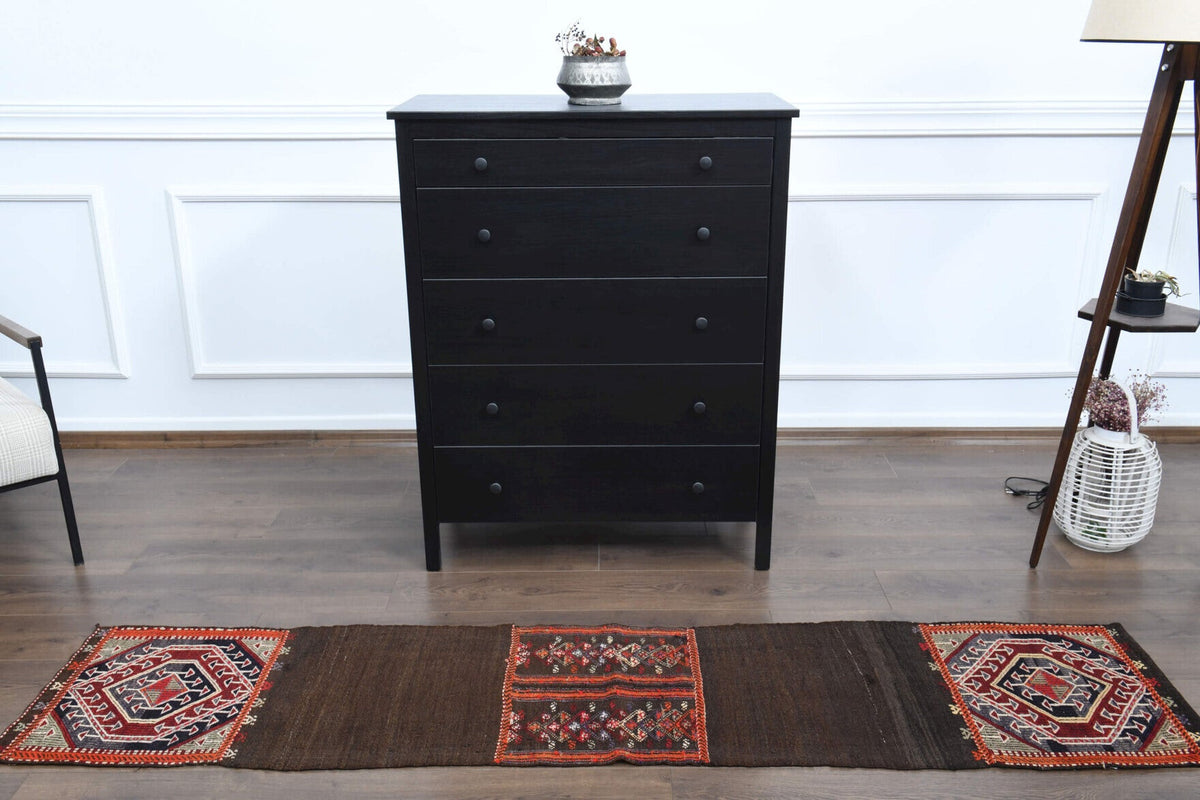 Anadolu kökenli el dokuma kilim – 1960'lar üretimi, geleneksel desenli