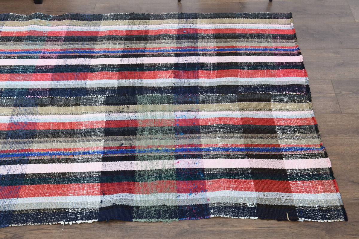 Gri, beyaz ve pembe renkli vintage kilim yolluk, %100 yün dokuma