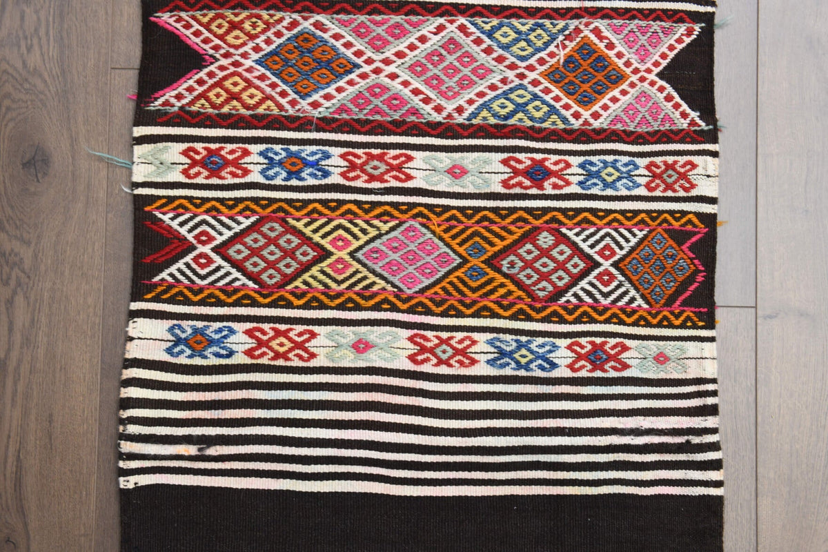 Vintage yolluk 71x260 cm – kahverengi, kırmızı ve turuncu geometrik desenli, el dokuma