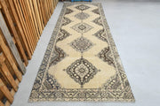 1970'lerden Anadolu kökenli oryantal desenli el dokuma vintage yolluk, 136x388 cm
