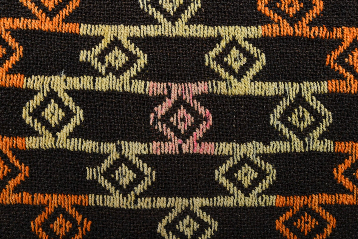 5,24 m² el dokuma vintage kilim – Anadolu, 1960'lar
