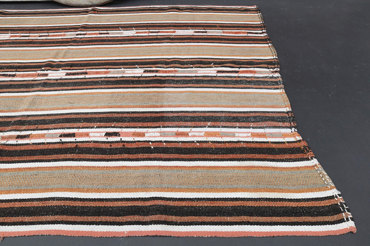 Salon için oryantal desenli el dokuma vintage kilim – 176x276 cm