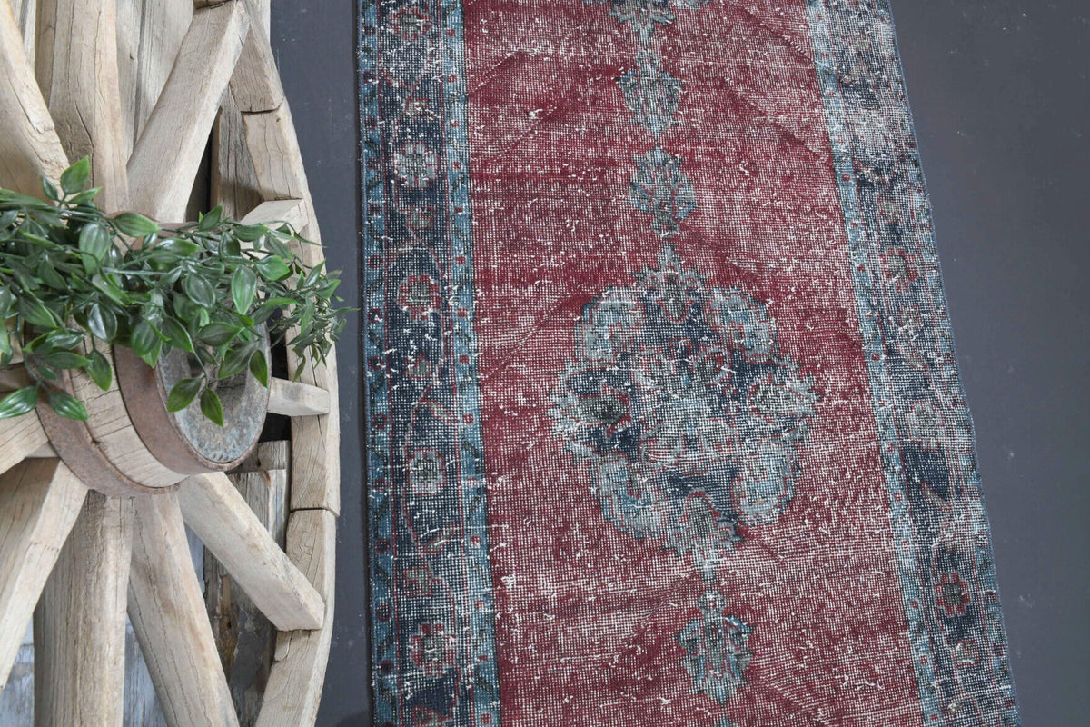 El yapımı vintage yolluk 104x371 cm oryantal desenli yün - üstten görünüm