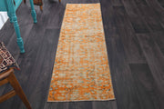 1970'lerden Anadolu kökenli çiçek desenli el dokuma vintage yolluk, 58x205 cm