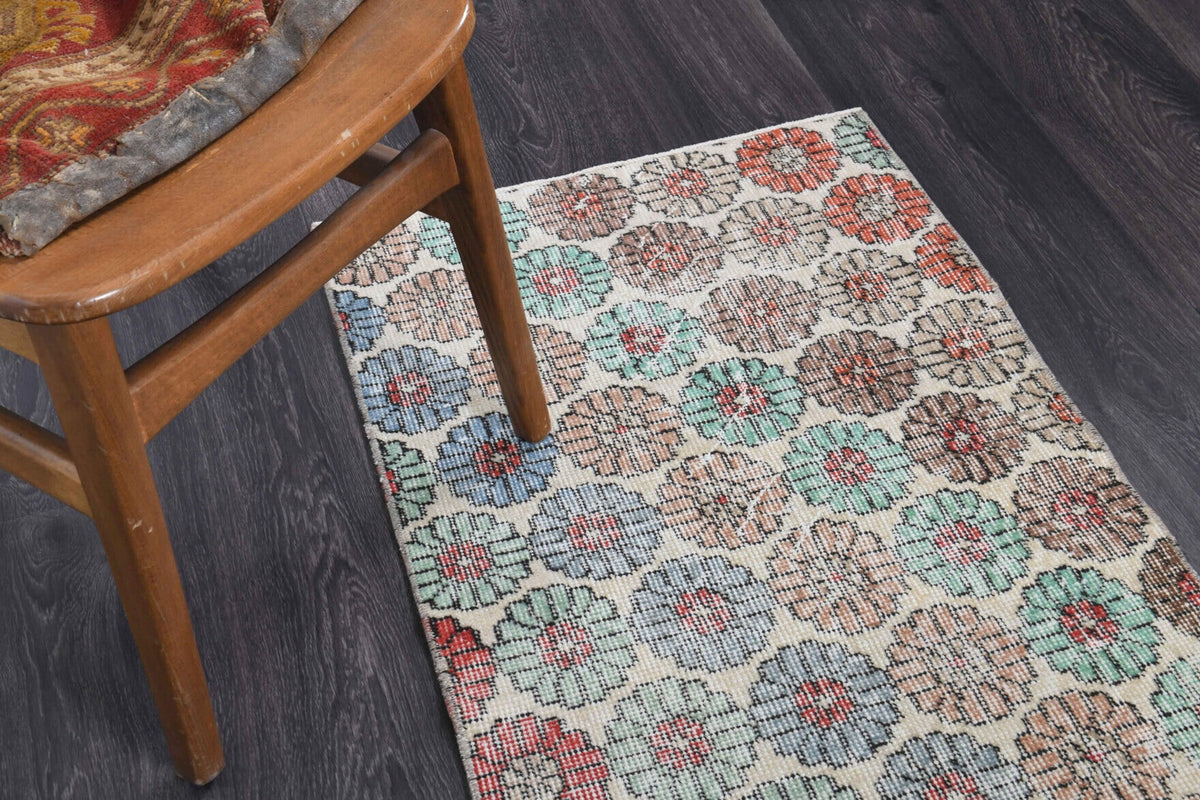 Antre ve koridor için çiçek desenli el dokuma vintage yolluk – 64x276 cm