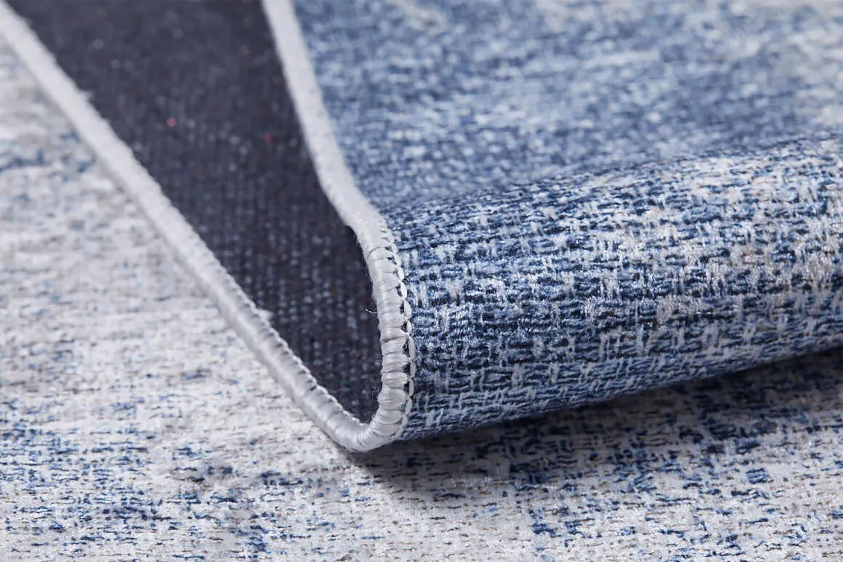 Buz Mavisi ve Beyaz Soyut Sanat Halısı | Geçişli Eskitme Efektli Kilim