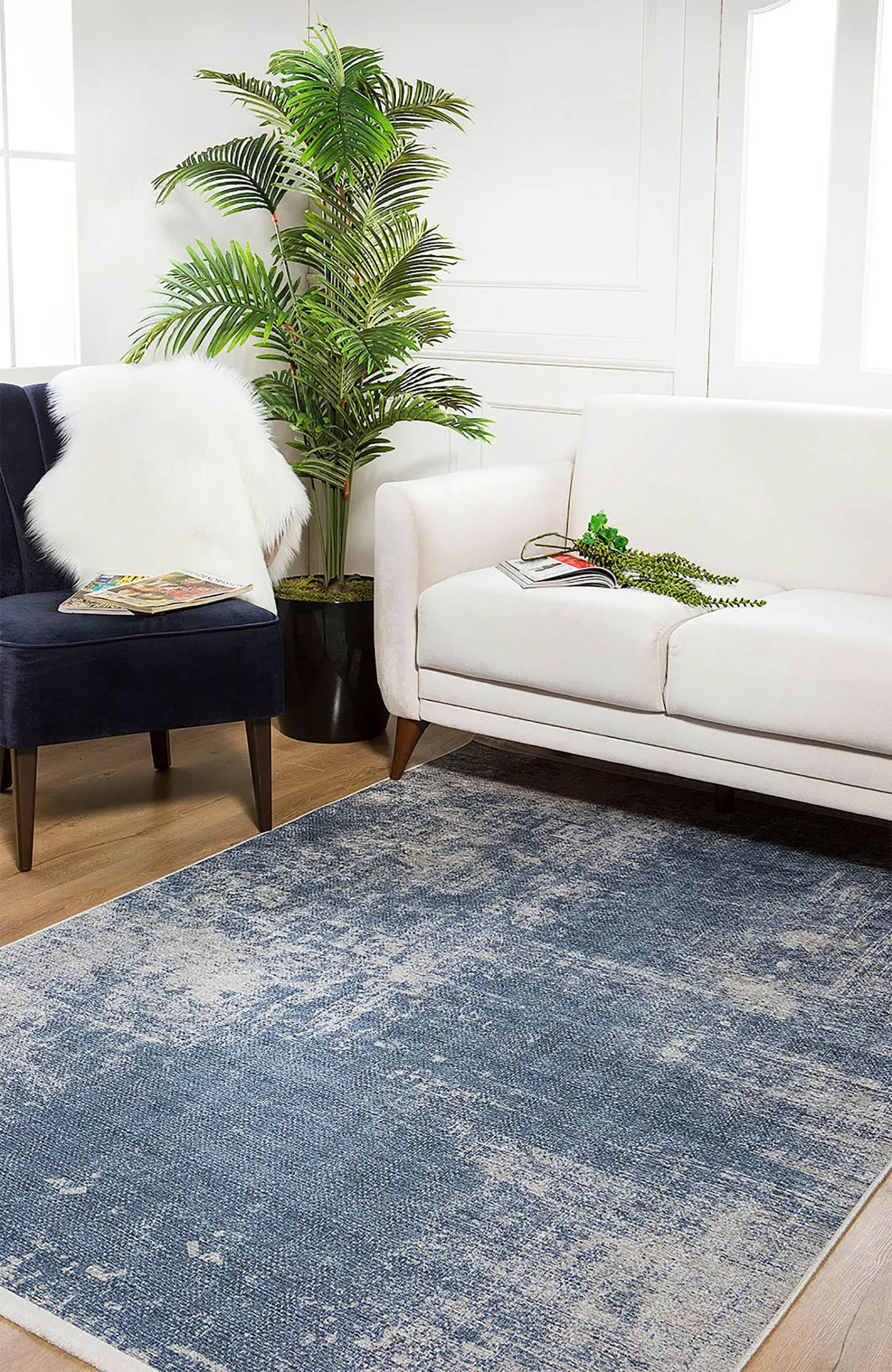 Buz Mavisi ve Beyaz Soyut Sanat Halısı | Geçişli Eskitme Efektli Kilim