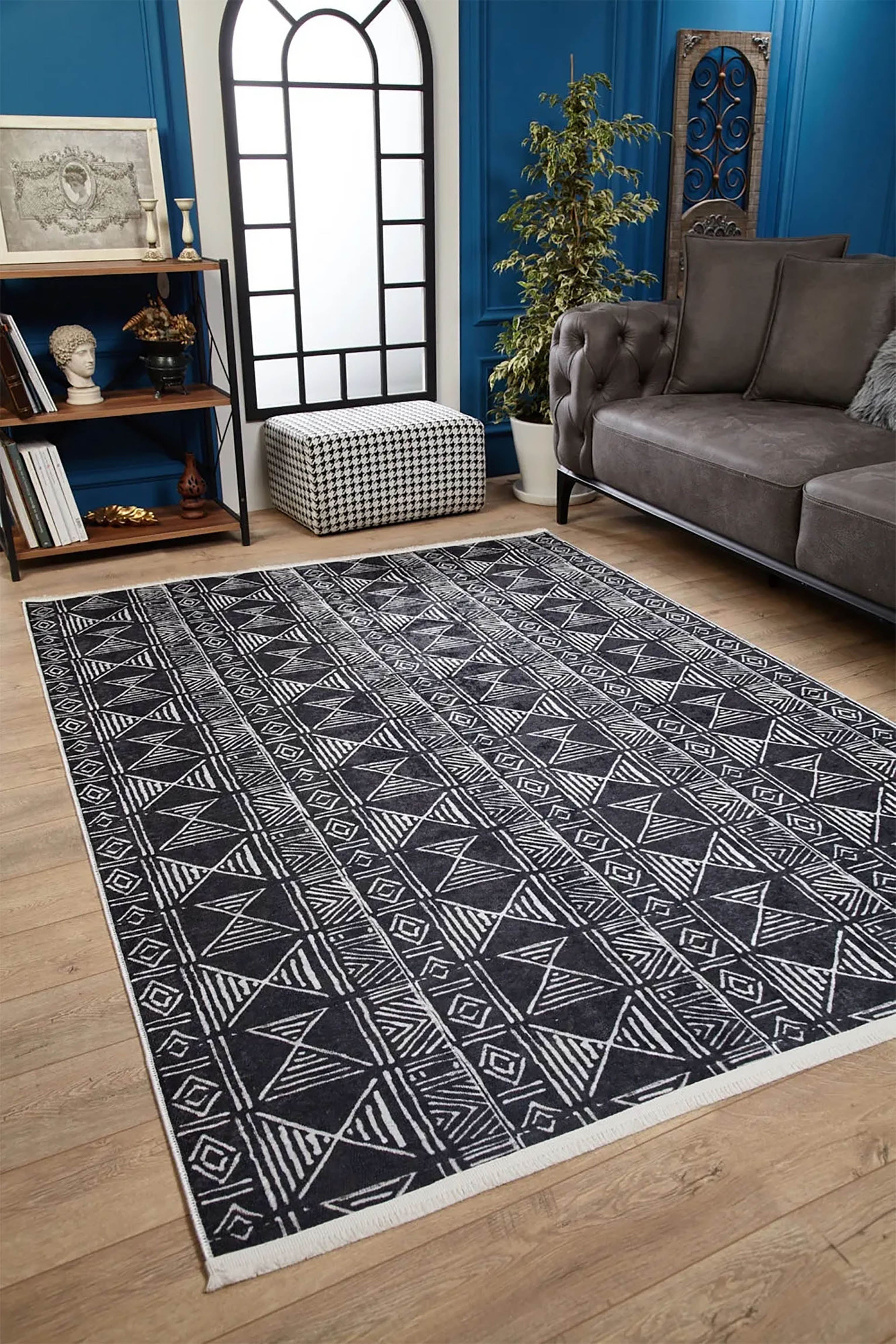 Pale Pink Cream Beige Geometric Patterned Kilim Rug
