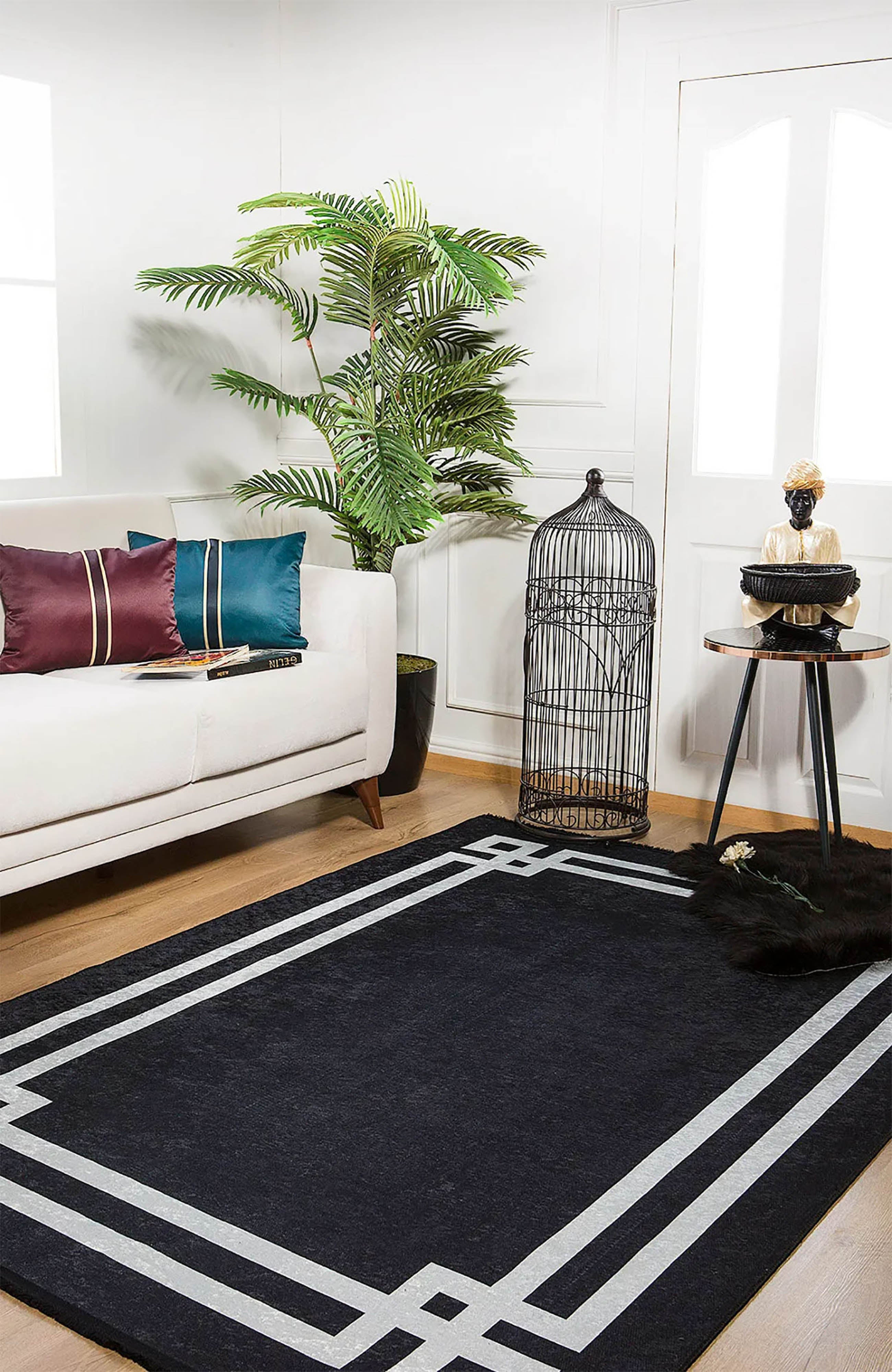 Modern Halı | Siyah Zeminli Beyaz Art Deco Bordürlü