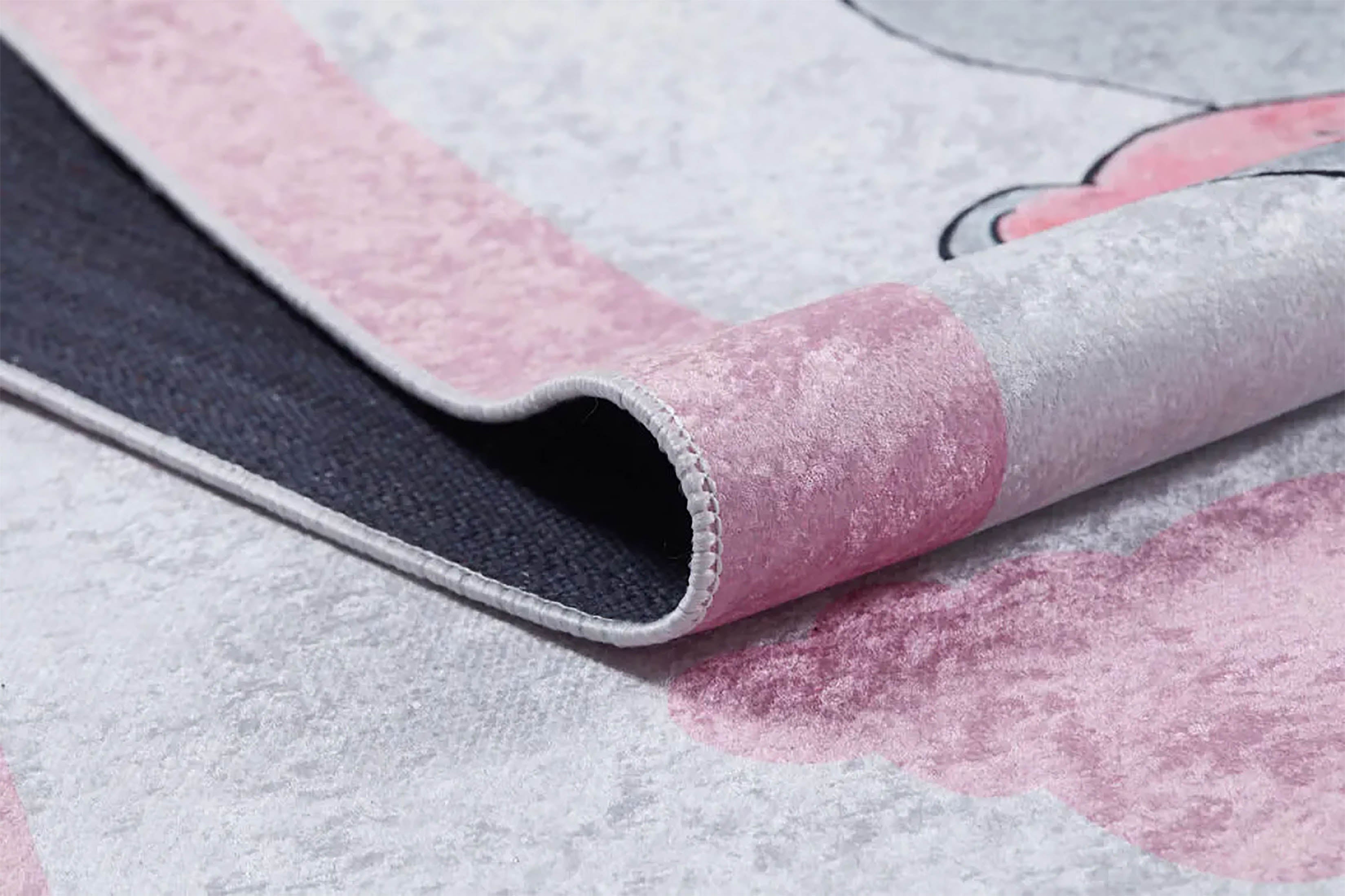 Pembe Ay ve Fil Desenli Çocuk Halısı – Yıkanabilir