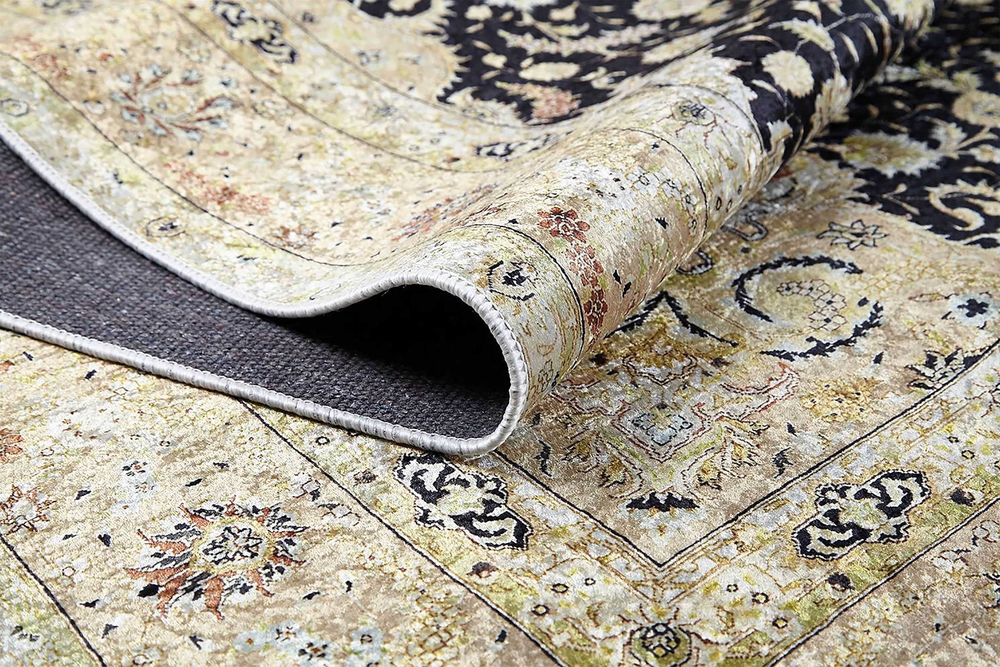 Çiçekli Geleneksel Siyah Bej Vintage Halı - Pera Halı