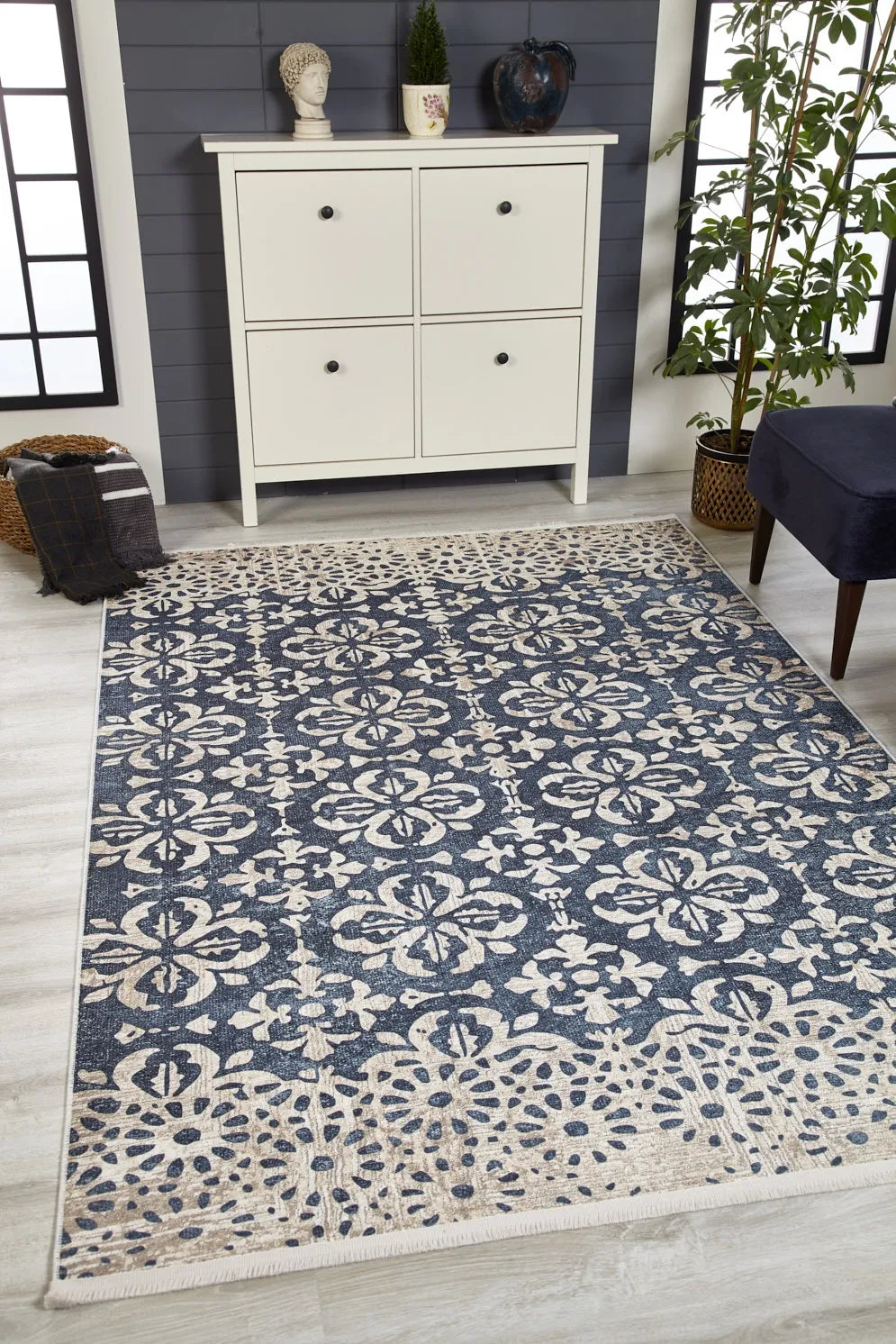 Pale Pink Cream Beige Geometric Patterned Kilim Rug