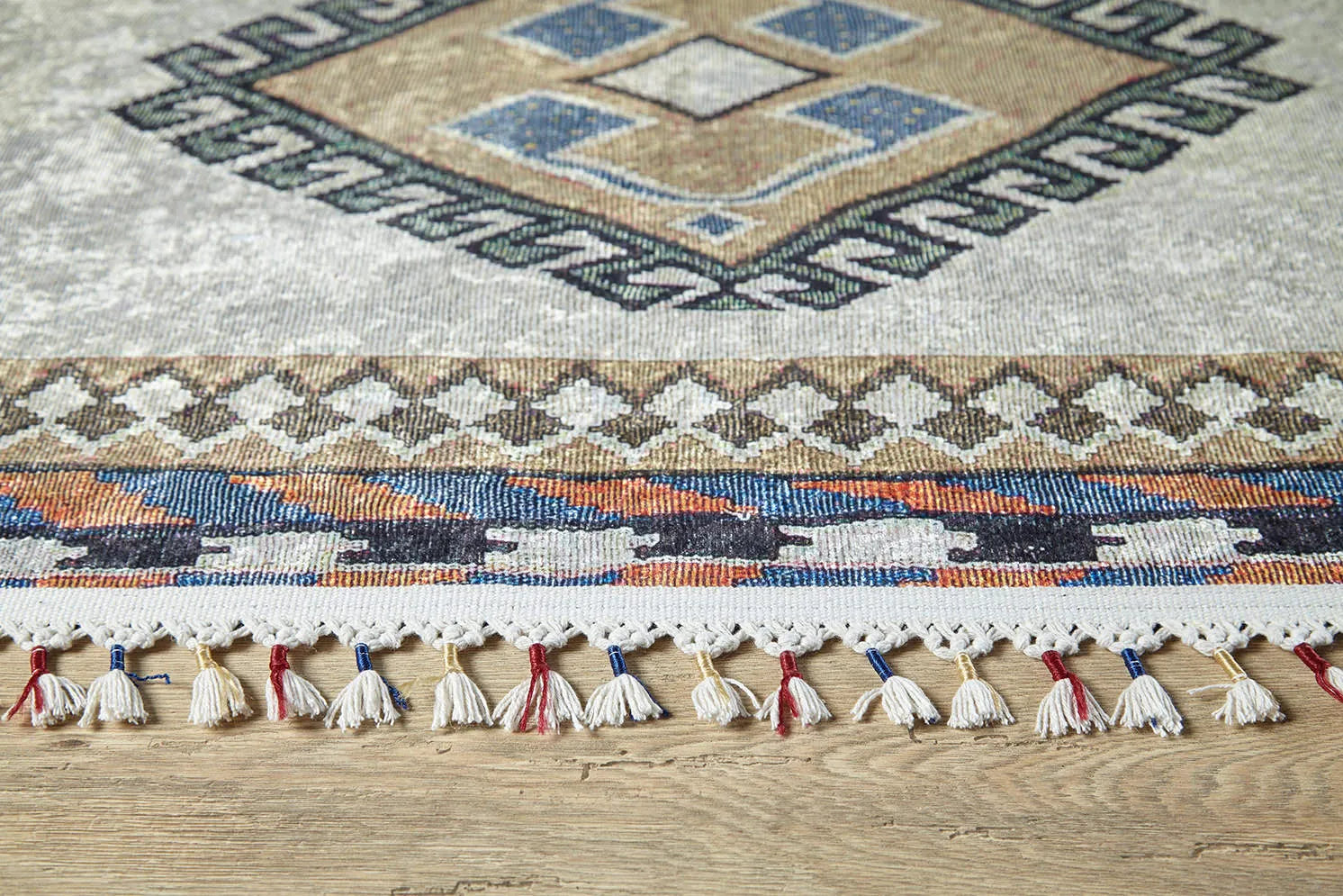 Örgü Saçaklı Bej Toprak Tonları Fas Etnik Halı