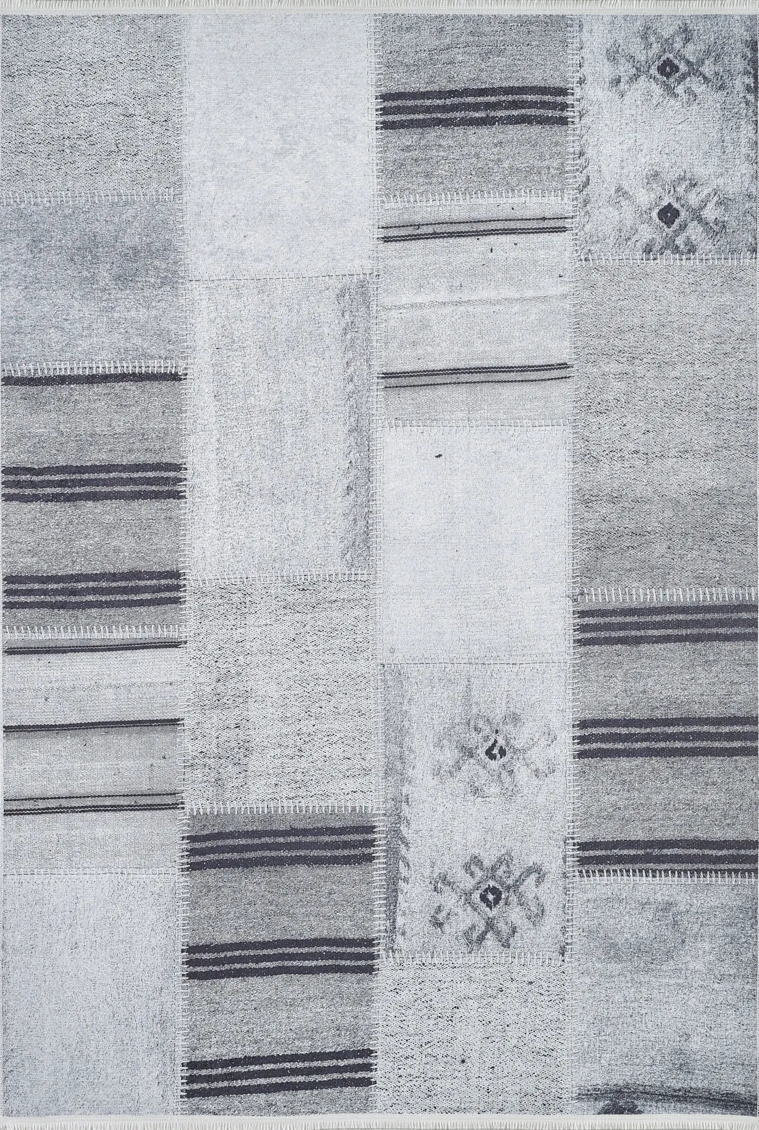 Blassrosa, cremebeige, geometrisch gemusterter Kelim-Teppich