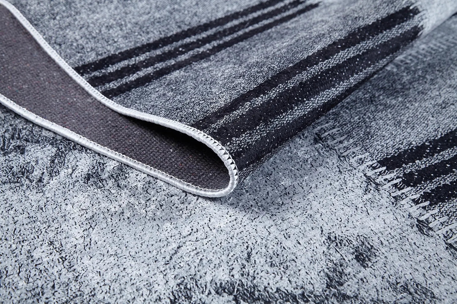 Gri Ton Sür Ton Patchwork Halı