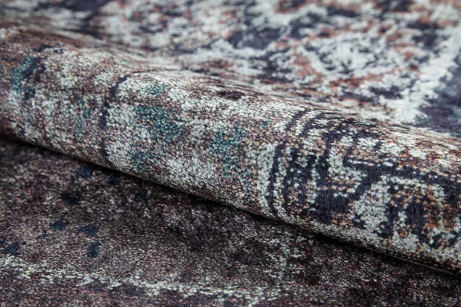 Pale Pink Cream Beige Geometric Patterned Kilim Rug