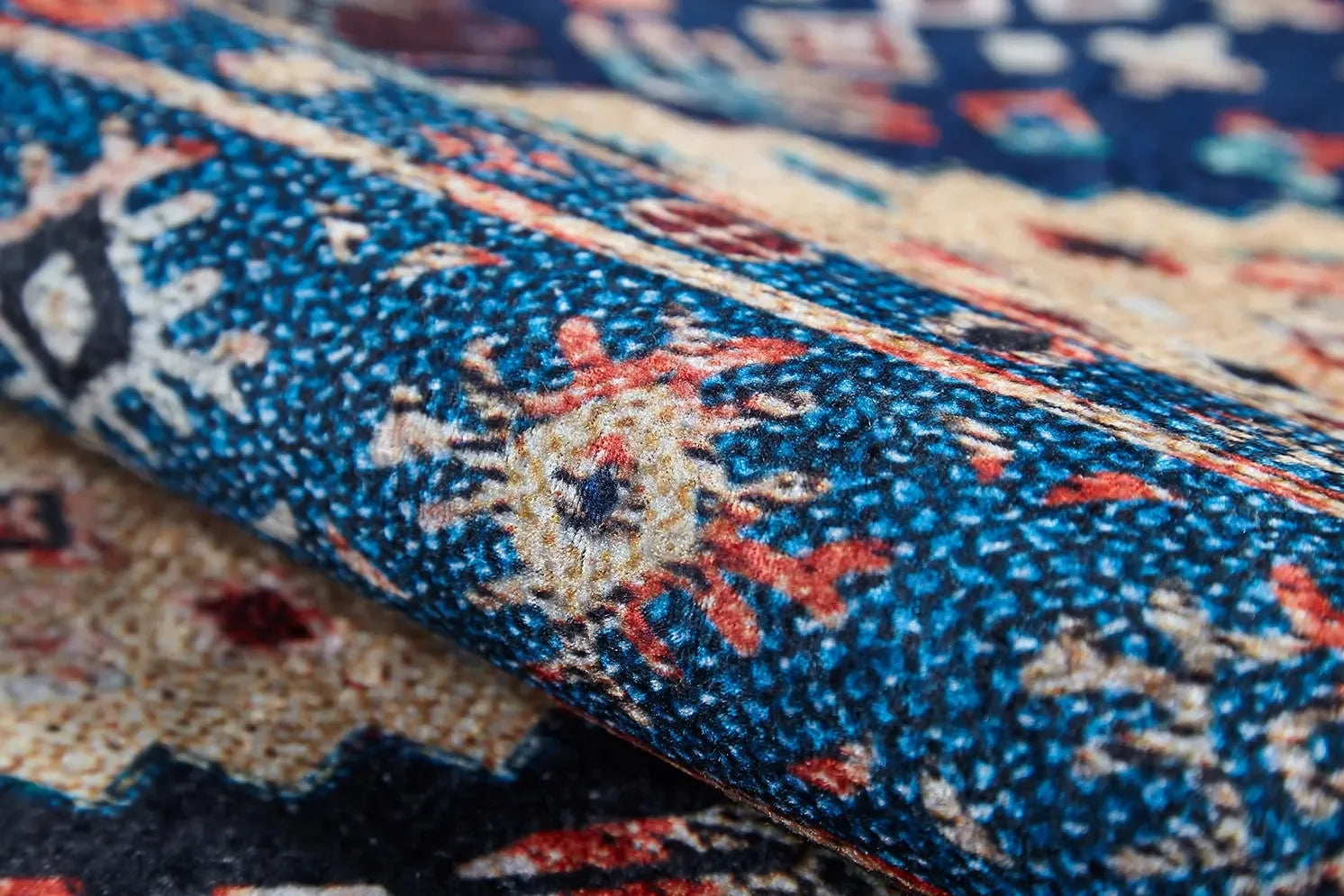 Mavi Etnik Şerit Desenli Modern Halı