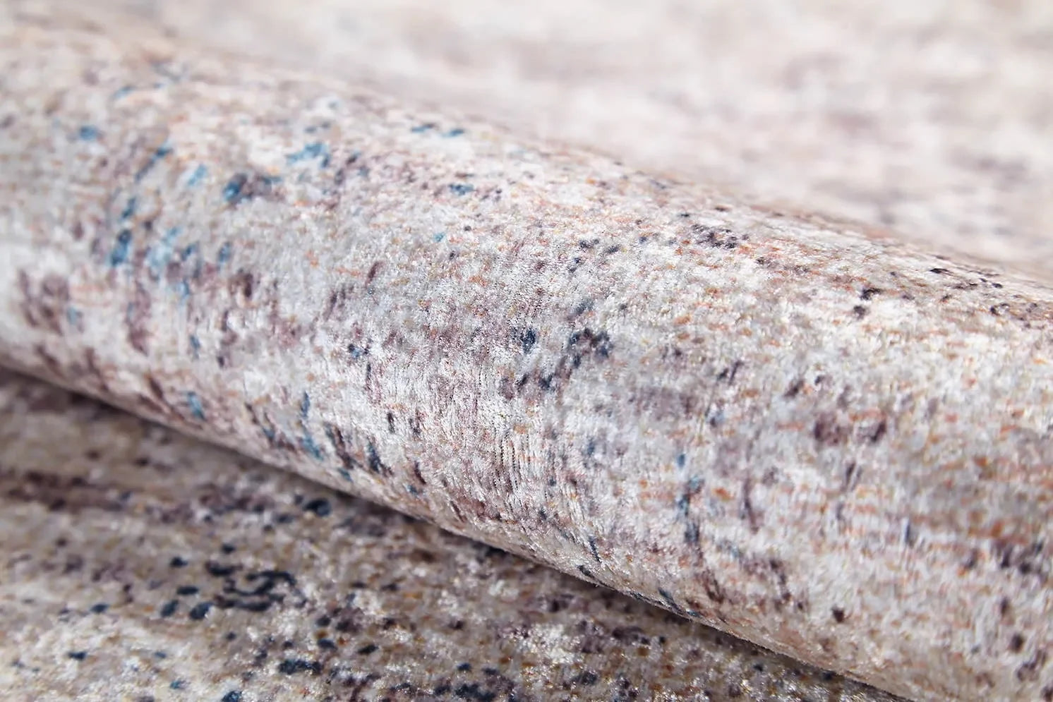 Soft Bej Krem Mavi Detaylı Sade Halı