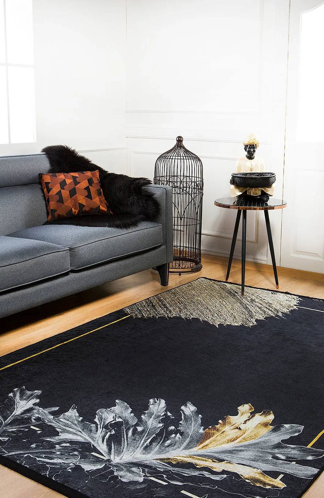 Lüks Siyah Altın Tropikal Yaprak Desenli Modern Halı