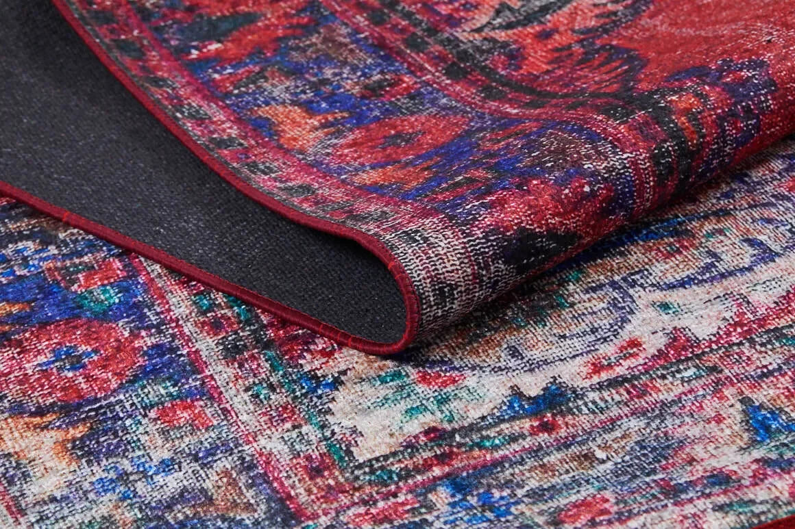 Kırmızı Siyah Vintage Medallion Desenli Halı