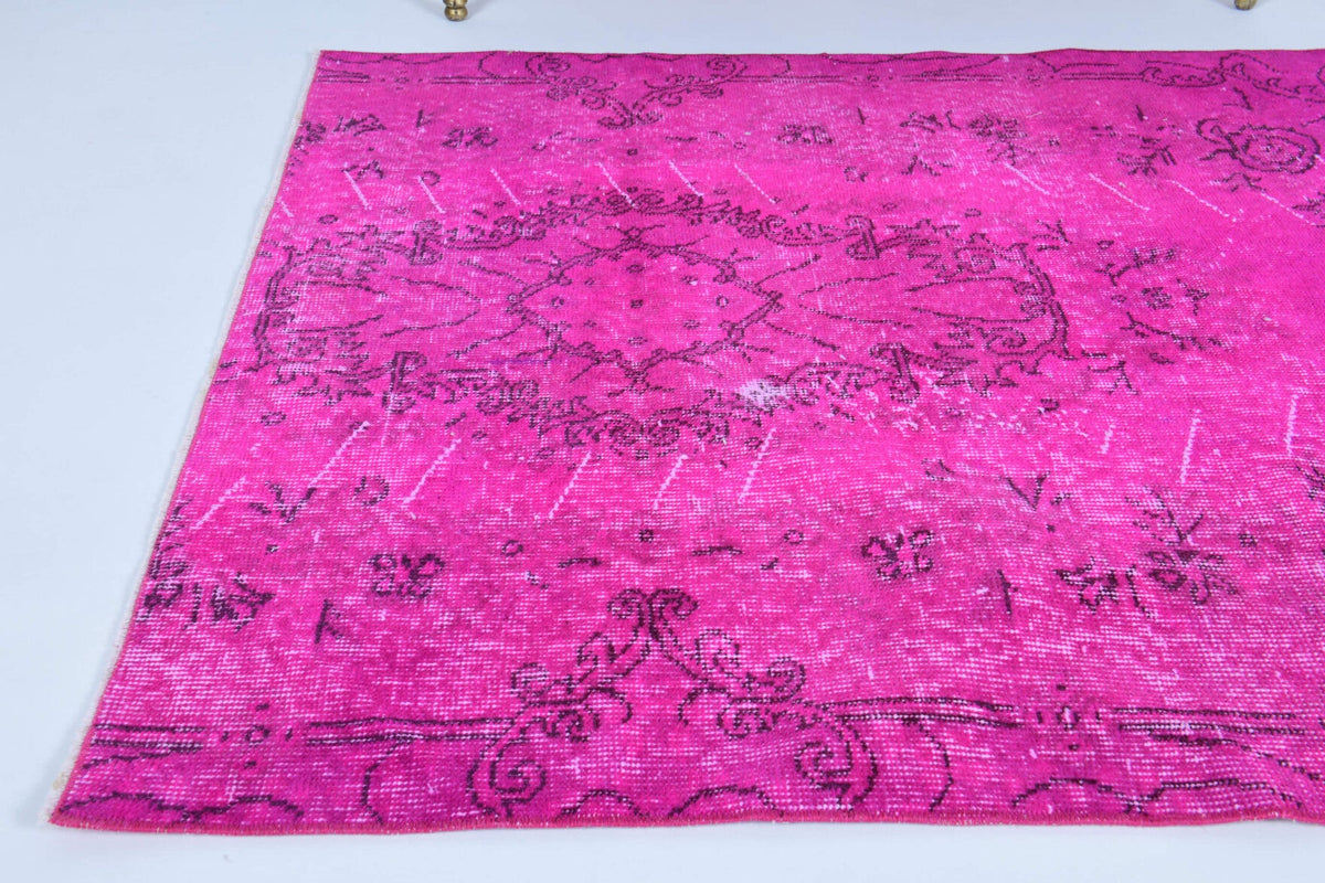 El yapımı vintage halı 91x122 cm soyut desenli yün - yakın çekim doku detayı