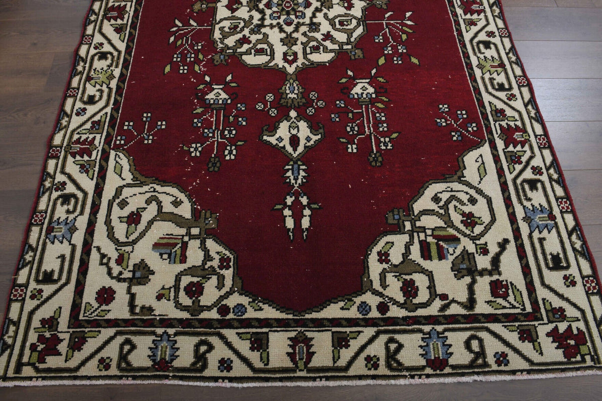 Oriental Vibrant Vintage Oushak Area Rug