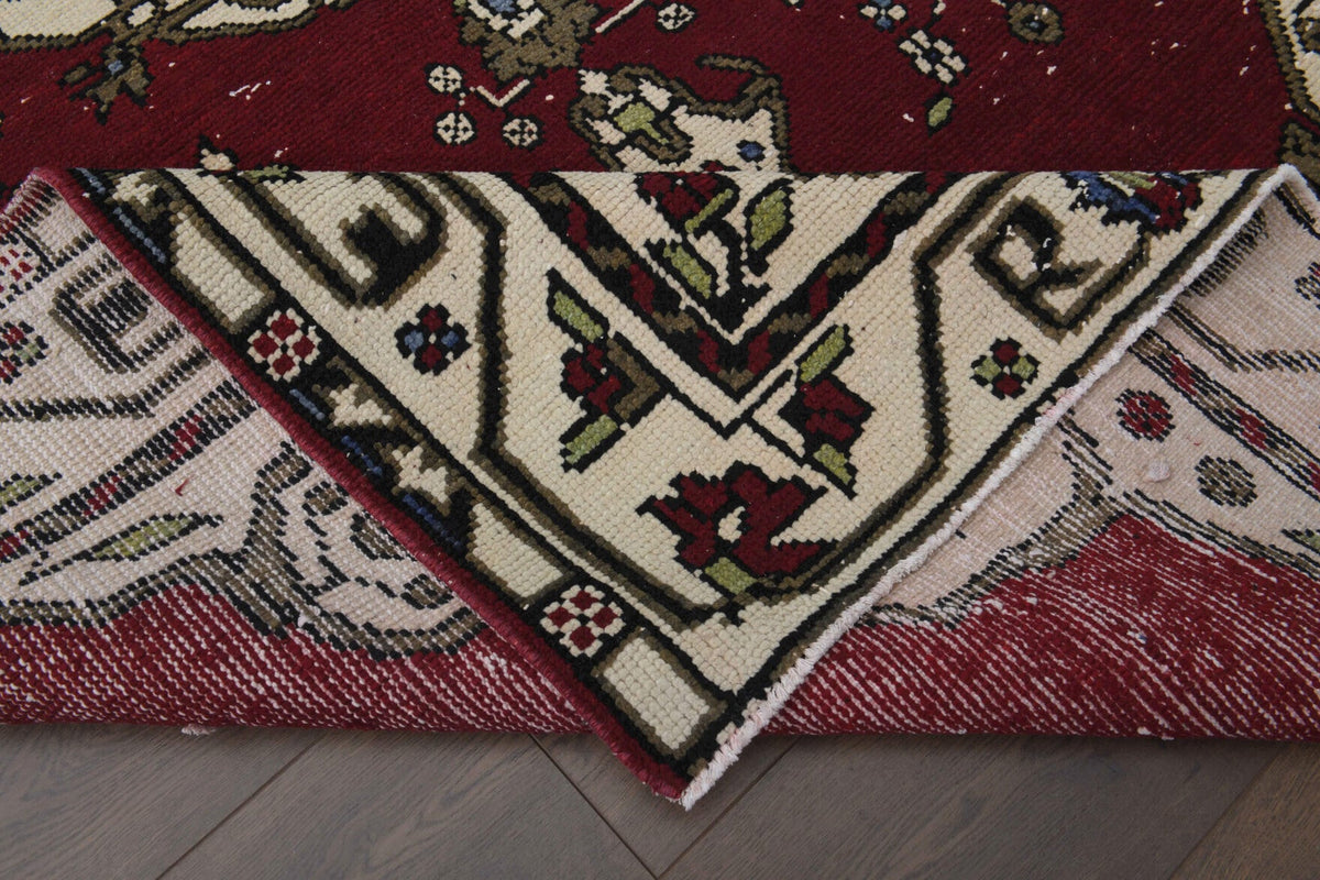Oriental Vibrant Vintage Oushak Area Rug