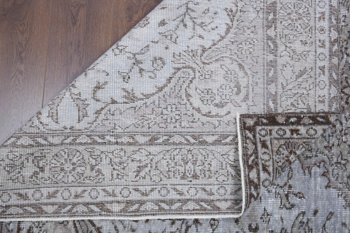 Vintage Area Oushak Rug