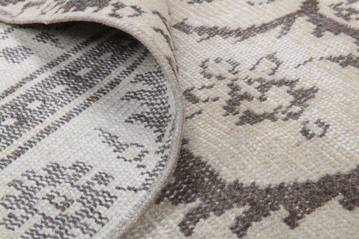 Vintage Oriental Area Rug - 28669