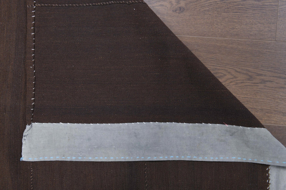 3,19 m² el dokuma vintage kare kilim – Anadolu, 1960'lar