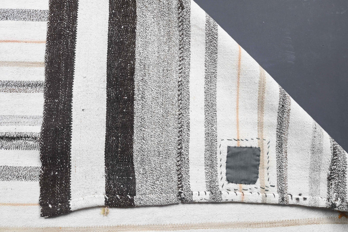 El yapımı vintage halı 178x249 cm çizgili desenli yün - açık alan görünümü