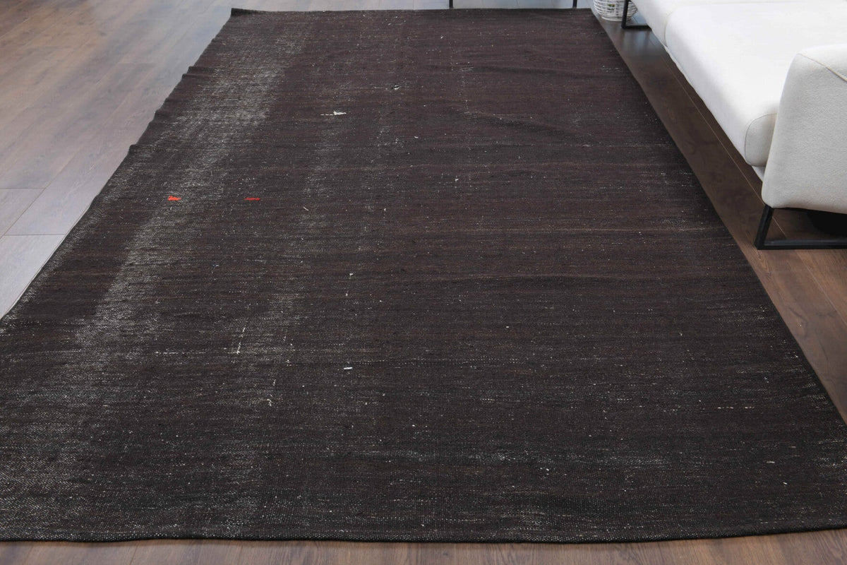 El yapımı vintage halı 196x330 cm düz desenli yün - kenar ve saçak detayı