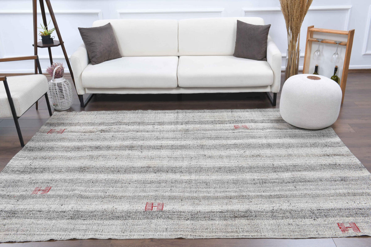 1960'lardan Anadolu kökenli çizgili el dokuma vintage kilim, 191x260 cm
