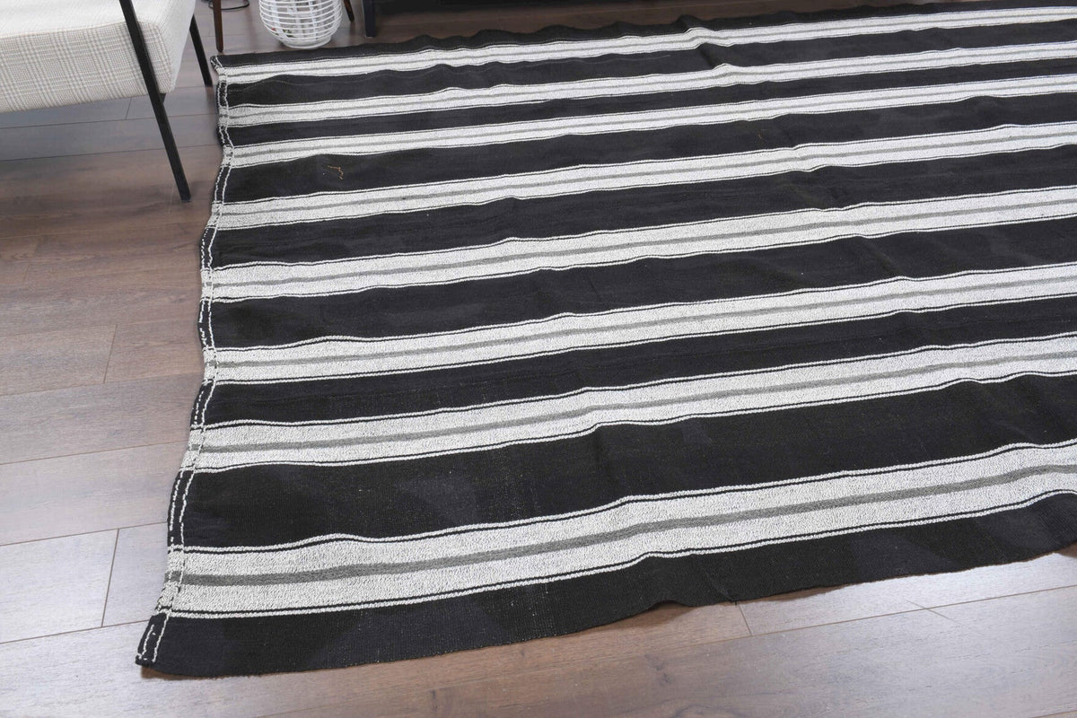 Salon için çizgili el dokuma vintage kilim – 221x289 cm
