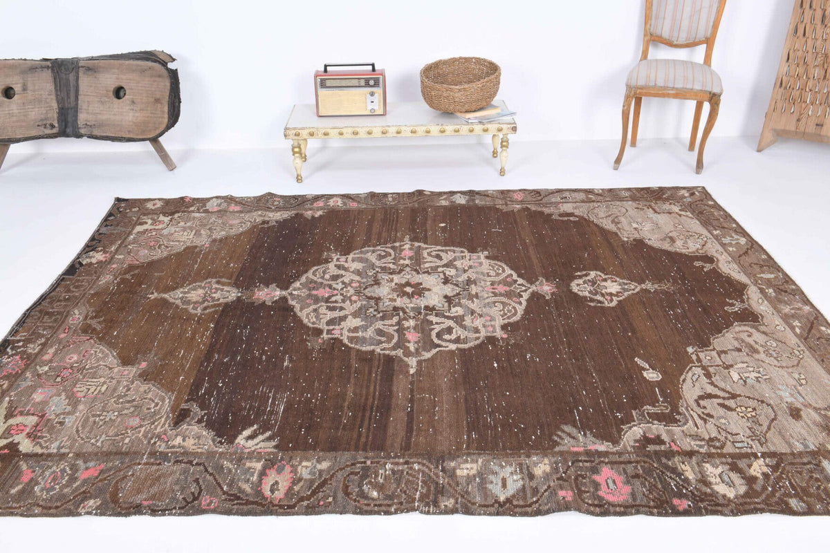 Tek parça el dokuma vintage halı 196x267 cm (5,23 m²) – Pera Halı