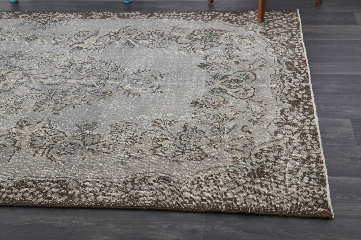 El yapımı vintage halı 183x274 cm oryantal desenli yün - mekan görünümü