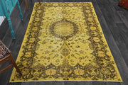 1970'lerden Anadolu kökenli oryantal desenli el dokuma vintage halı, 166x275 cm