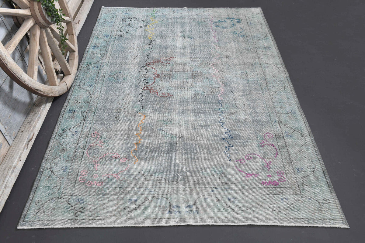 1950'lerden Anadolu kökenli oryantal desenli el dokuma vintage halı, 176x284 cm