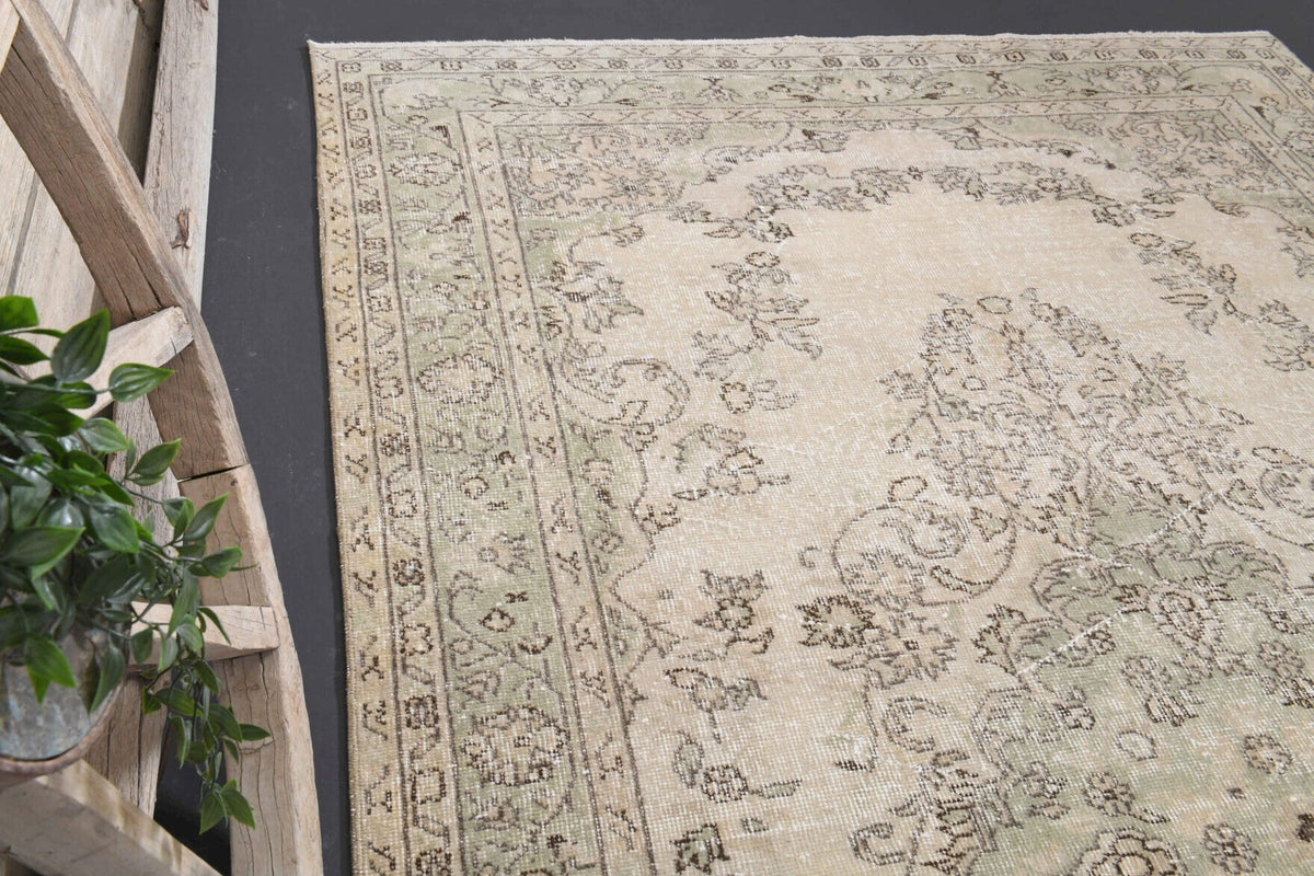 5,04 m² el dokuma vintage halı – Anadolu, 1940'lar