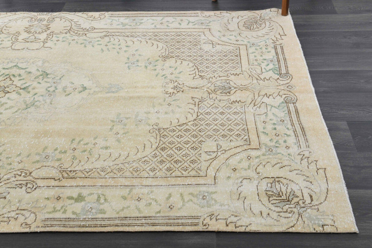 El yapımı vintage halı 152x244 cm oryantal desenli yün - mekan görünümü