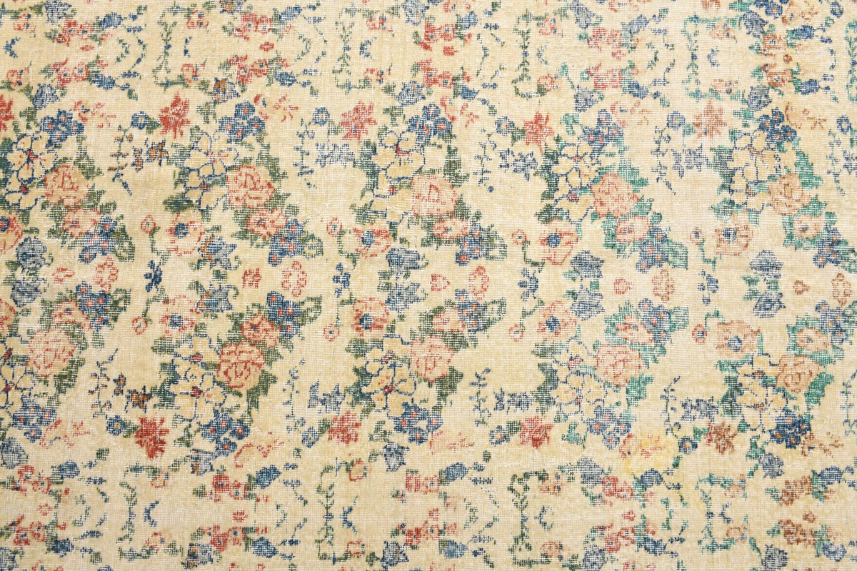 Vintage halı 210x314 cm – bej, mavi ve turuncu çiçek desenli, el dokuma