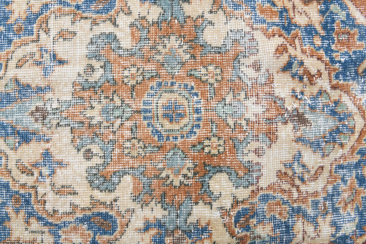 El yapımı vintage halı 234x325 cm oryantal desenli yün - açık alan görünümü