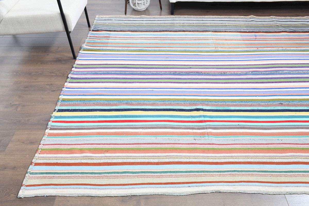 Anadolu kökenli el dokuma kilim – 1960'lar üretimi, çizgili