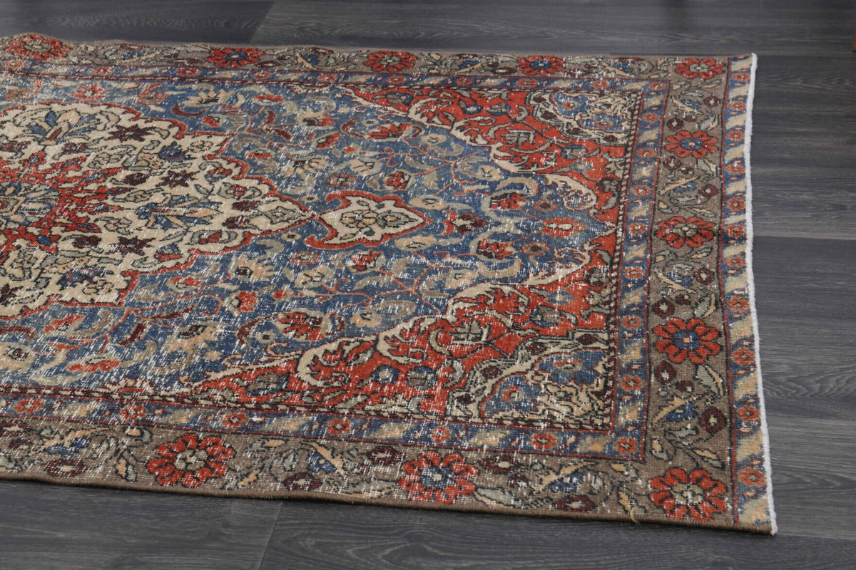 El yapımı vintage halı 117x208 cm oryantal desenli yün - mekan görünümü