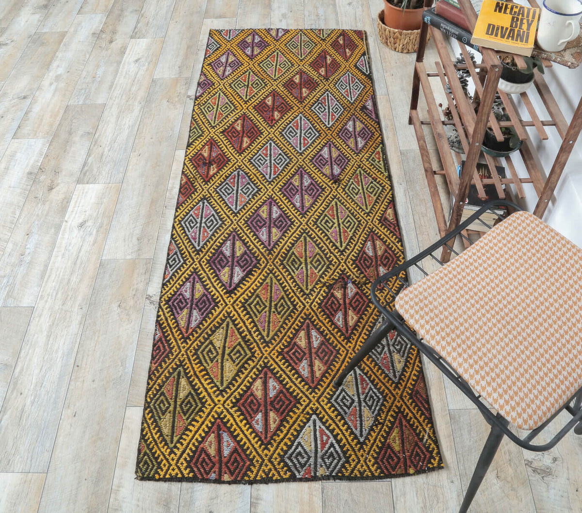 El yapımı vintage yolluk 61x183 cm i̇kat desenli yün - kenar ve saçak detayı