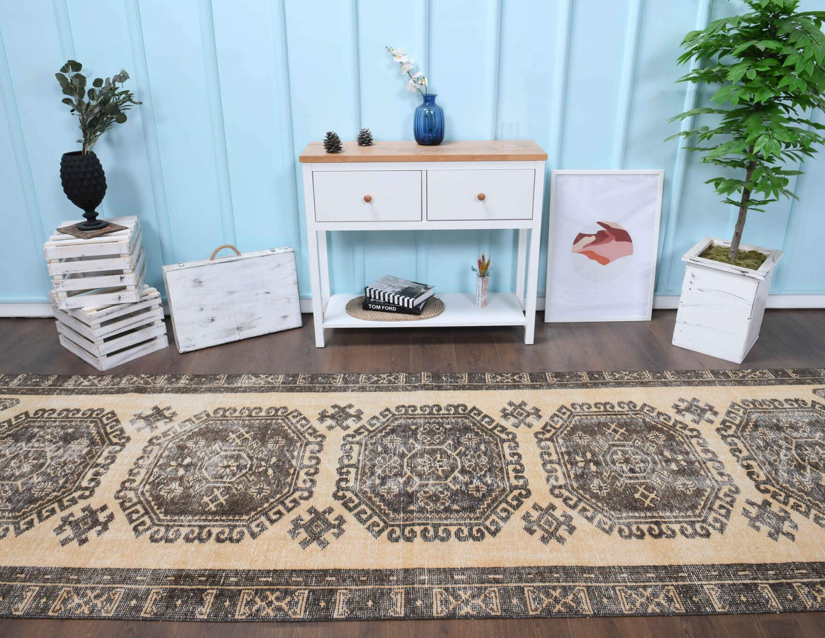 1970&prime;s - Vintage Oushak Runner Rug