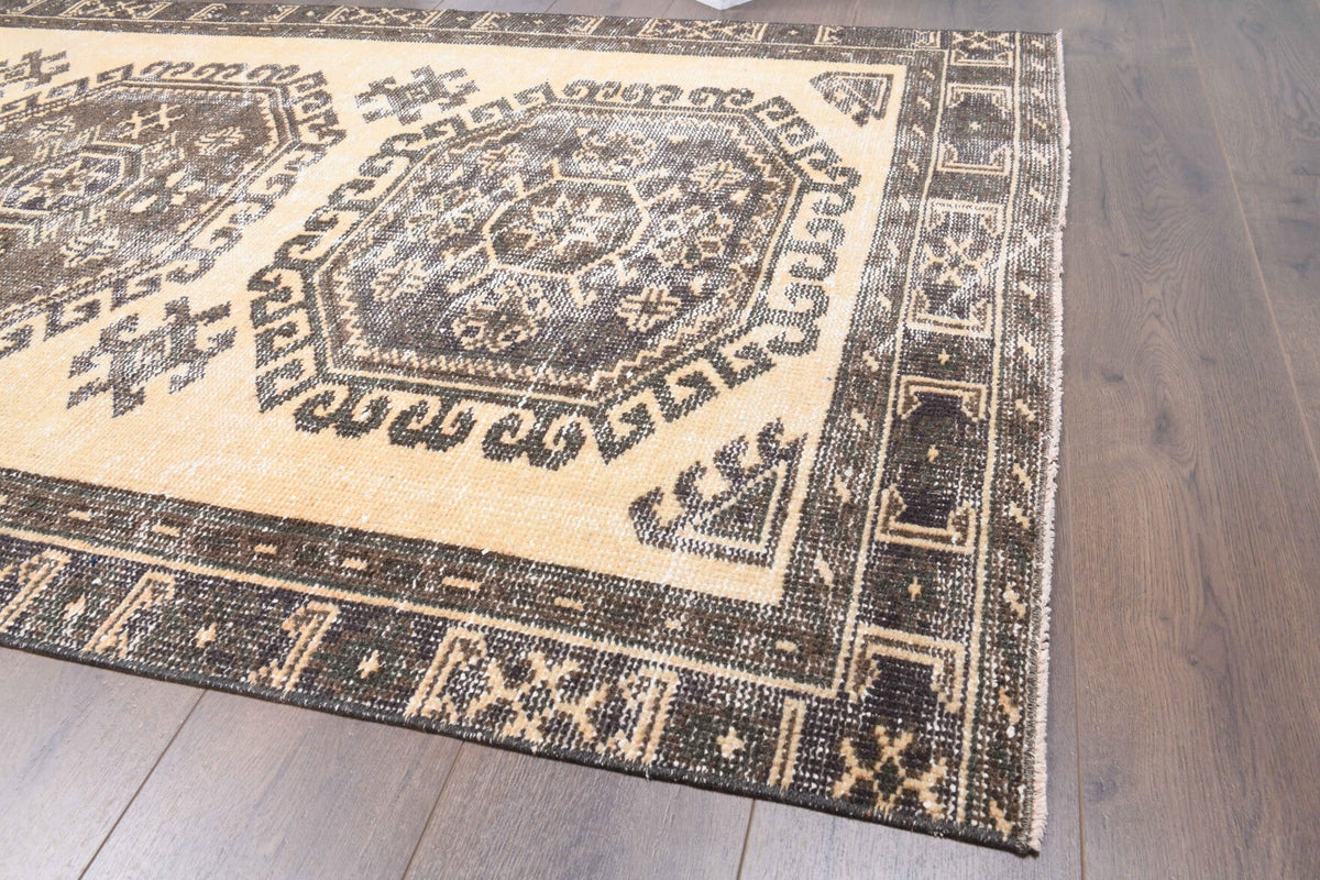 1970&prime;s - Vintage Oushak Runner Rug