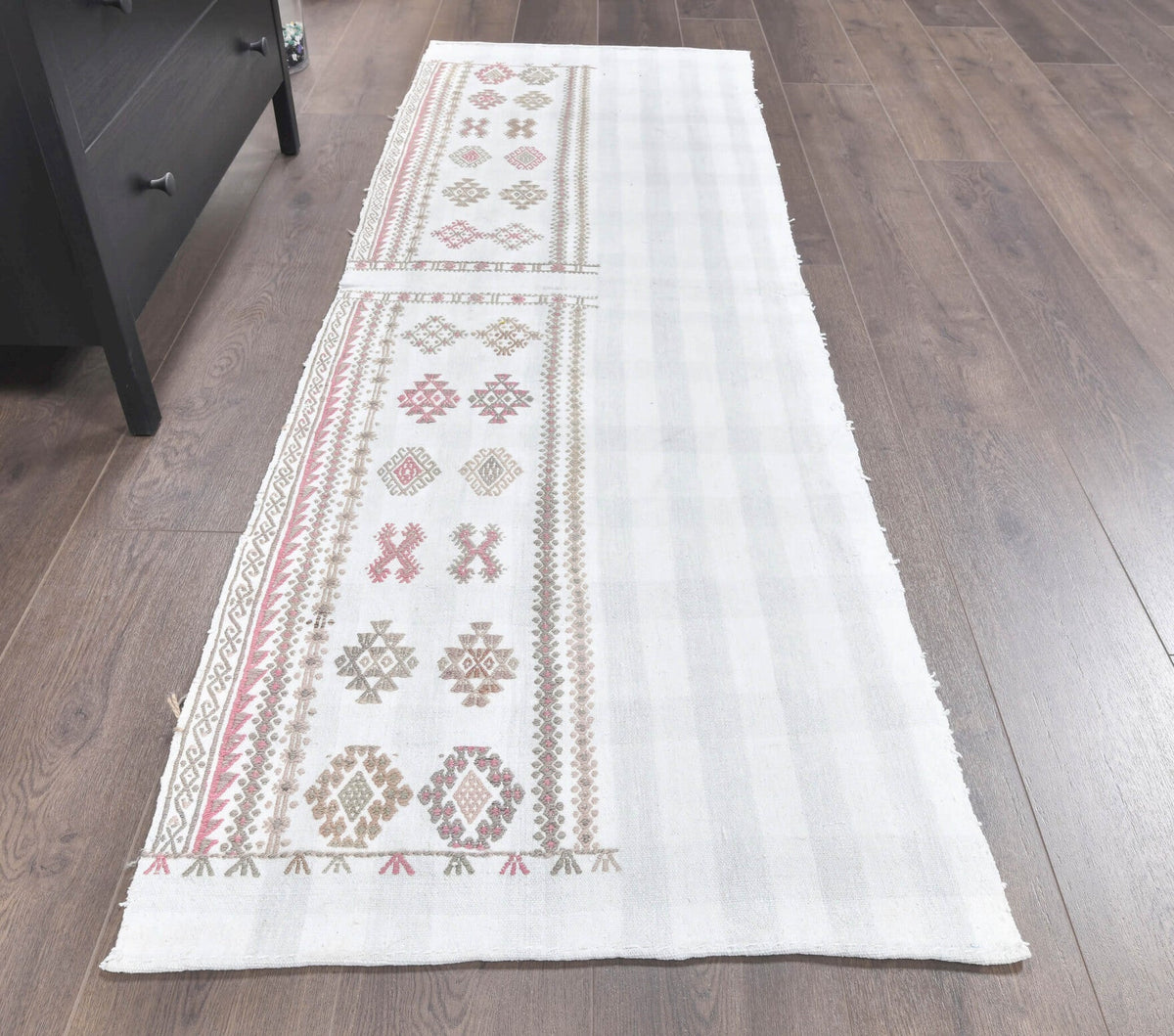 El yapımı vintage yolluk 71x211 cm i̇kat desenli yün - yakın çekim doku detayı