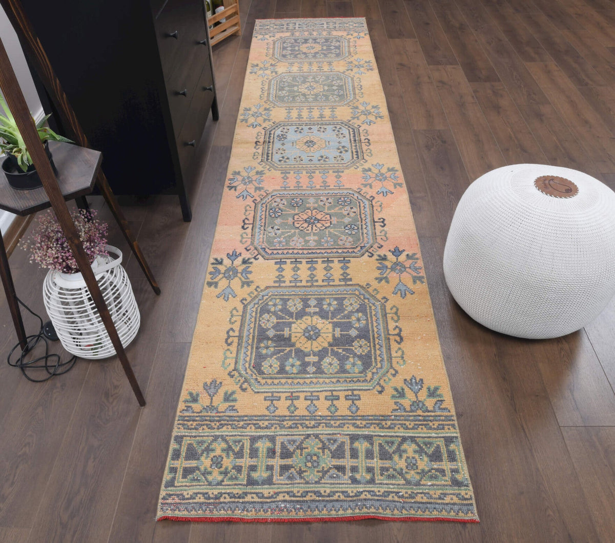 El yapımı vintage yolluk 79x351 cm çiçek desenli desenli yün - yakın çekim doku detayı